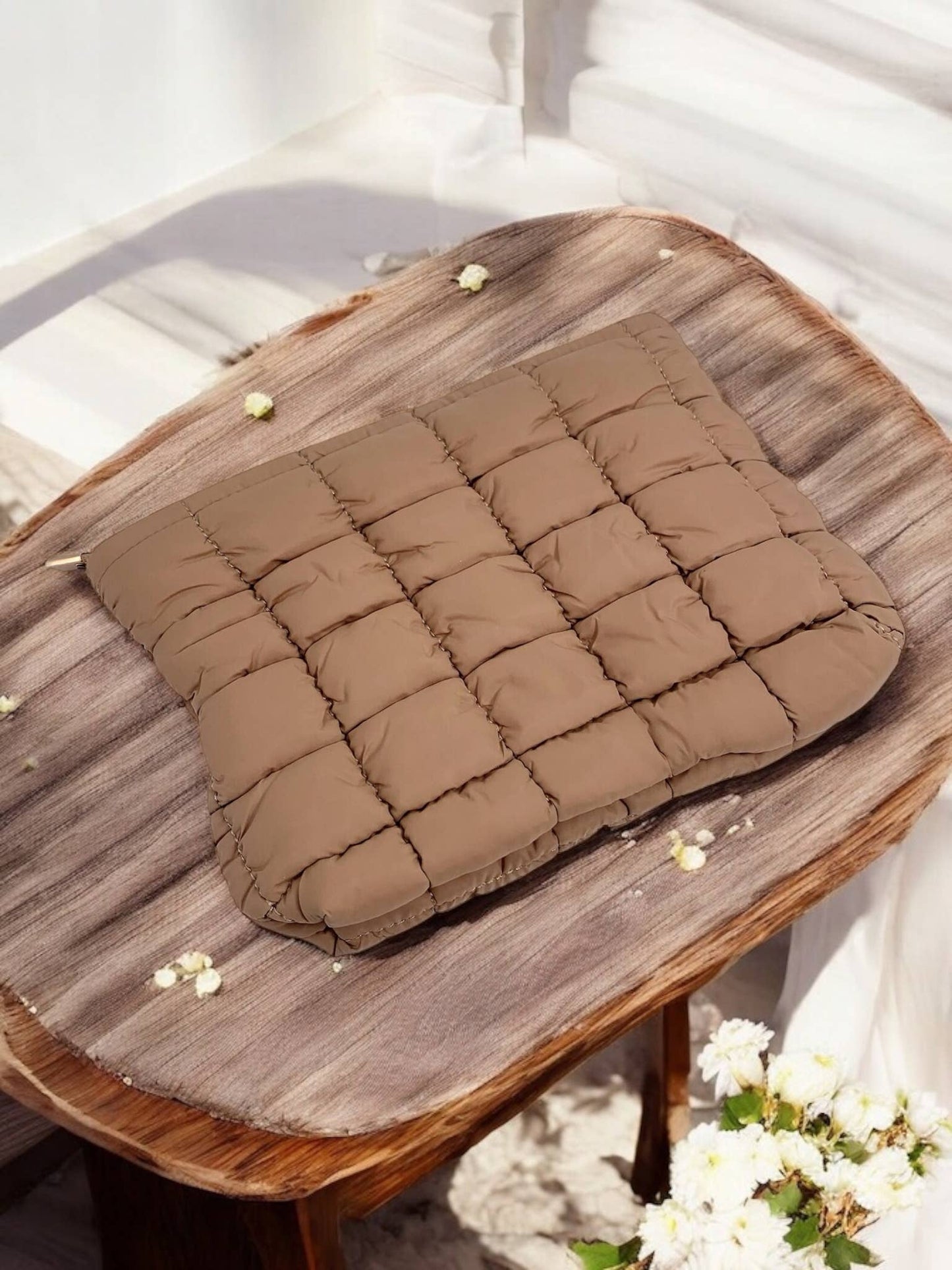 Gesteppte Schminktasche – stilvoll, praktisch & vielseitig