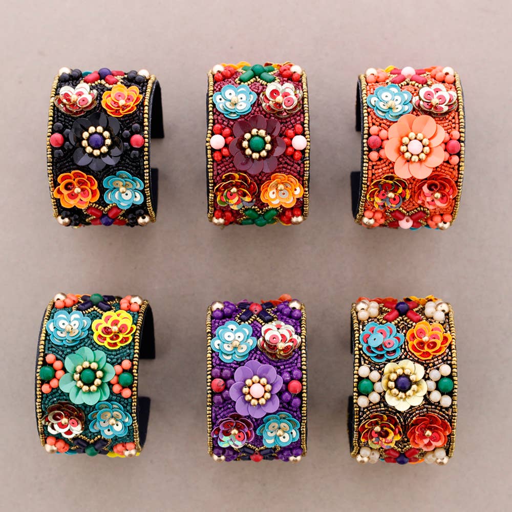 Statement-Armband „Blütenpracht“ – florales 3D-Design in Pink, Koralle & Türkis