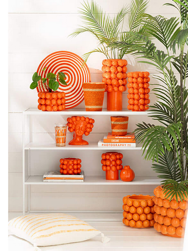 Keramik-Übertopf „Orangen Mädchen“ – Extravagantes Designstück in kräftigem Orange Übertopf Das Zierwerk