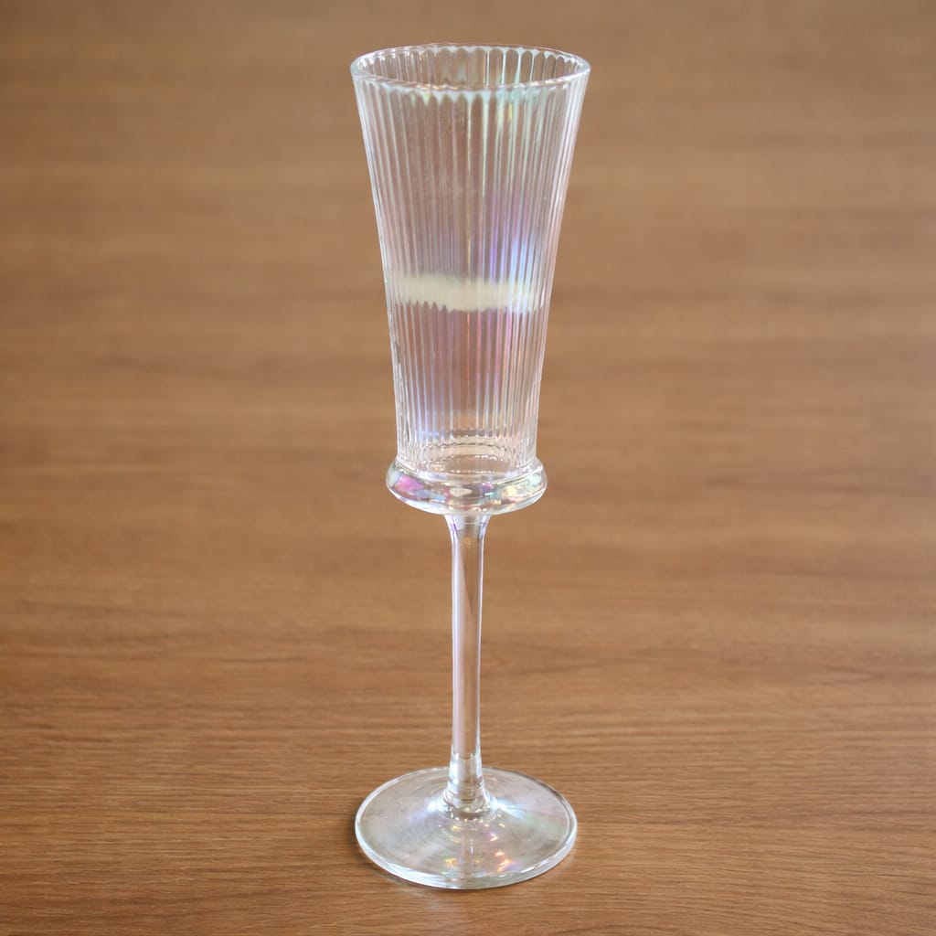 Irisierendes Sektglas – stilvoll & modern Sektglas Das Zierwerk