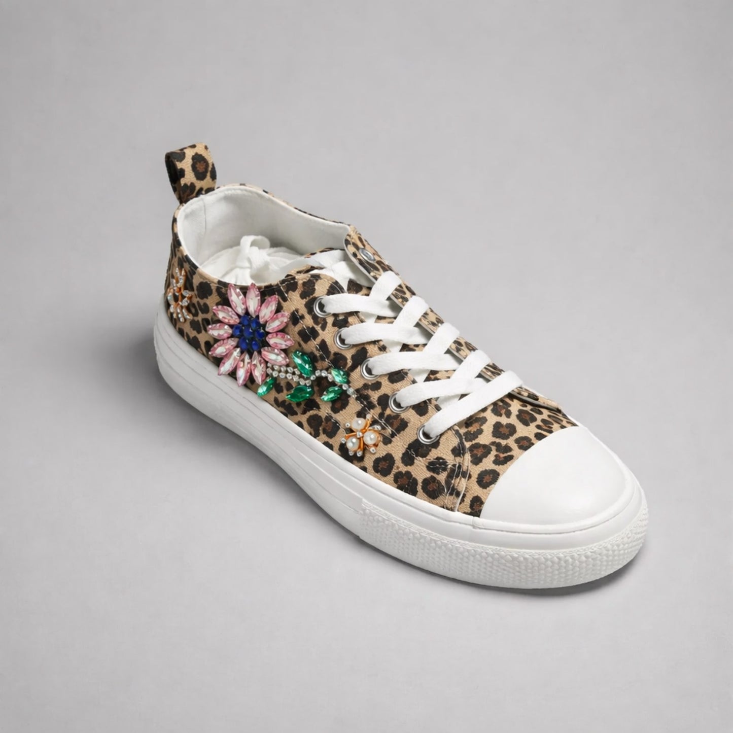Sneaker „Leo Blossom“ – Damen Sneaker mit Schmuckapplikation (Gr. 40) Sneaker V. Milano