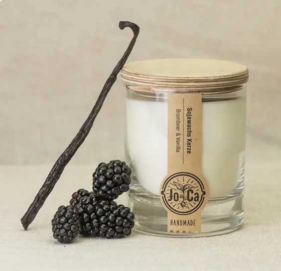 Duftkerze Brombeer & Vanille - Fruchtige Süße trifft warme Eleganz