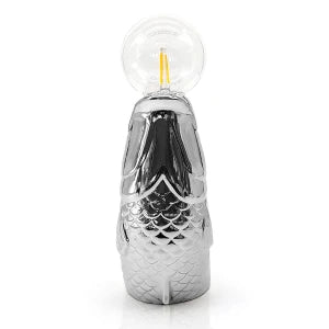 LED Tischleuchte „Fisch“ – silber metallic, warmweiß, batteriebetrieben Lampe Das Zierwerk