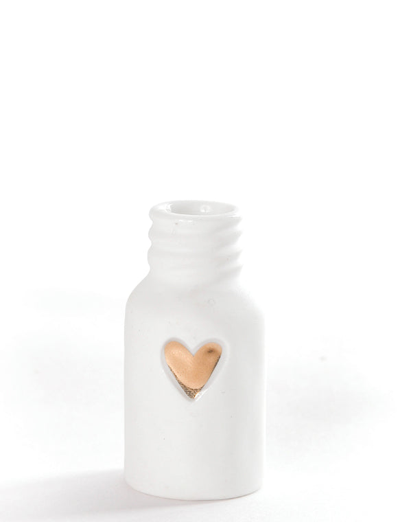 Mini-Vase mit goldenem Herz – Porzellanvase von Good Old Friends