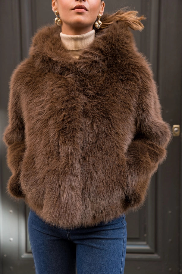 Kunstfell-Mantel mit Kapuze – kuschelig warm & luxuriös weich