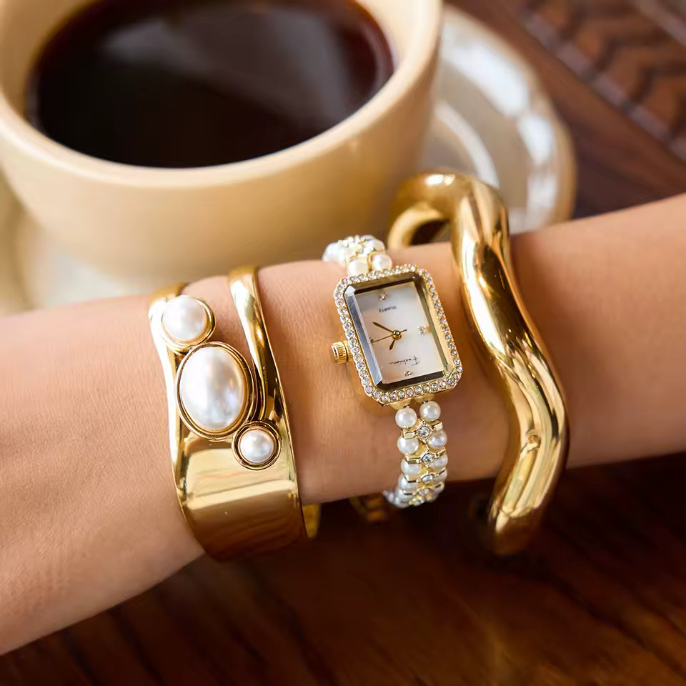Eleganter Armreif mit Perlen & 18K-PVD-Goldveredelung Armband Das Zierwerk