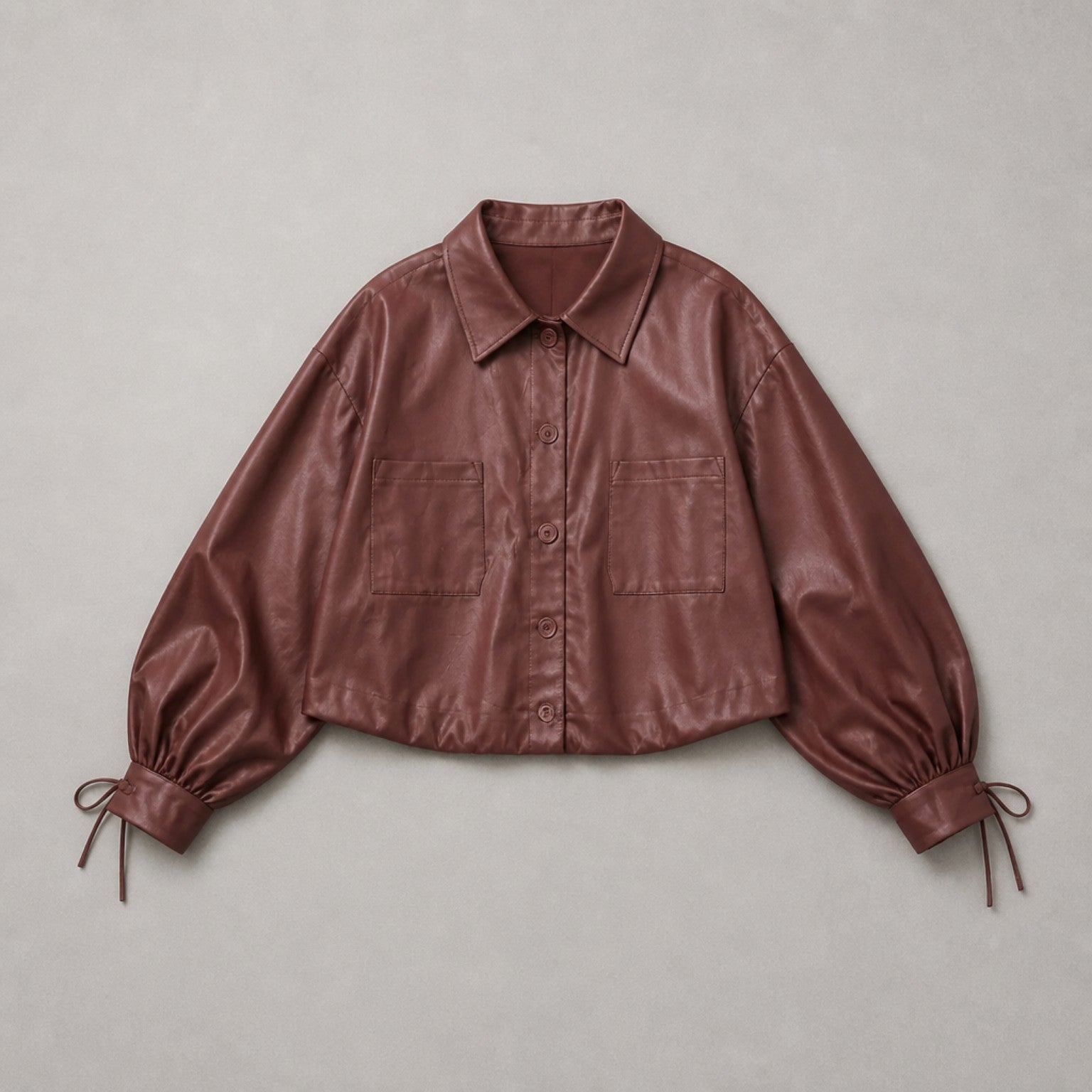 Damen Kunstlederjacke in Braun – Cropped Overshirt | One Size Jacke Das Zierwerk