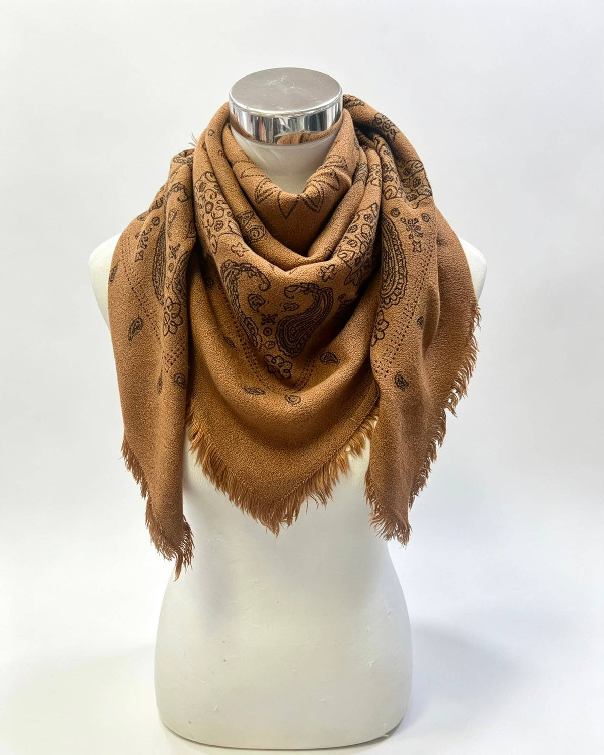Wollfoulard mit Paisley-Muster & Fransen – 100×100 cm | Kamel | LINETA Schal LINETA