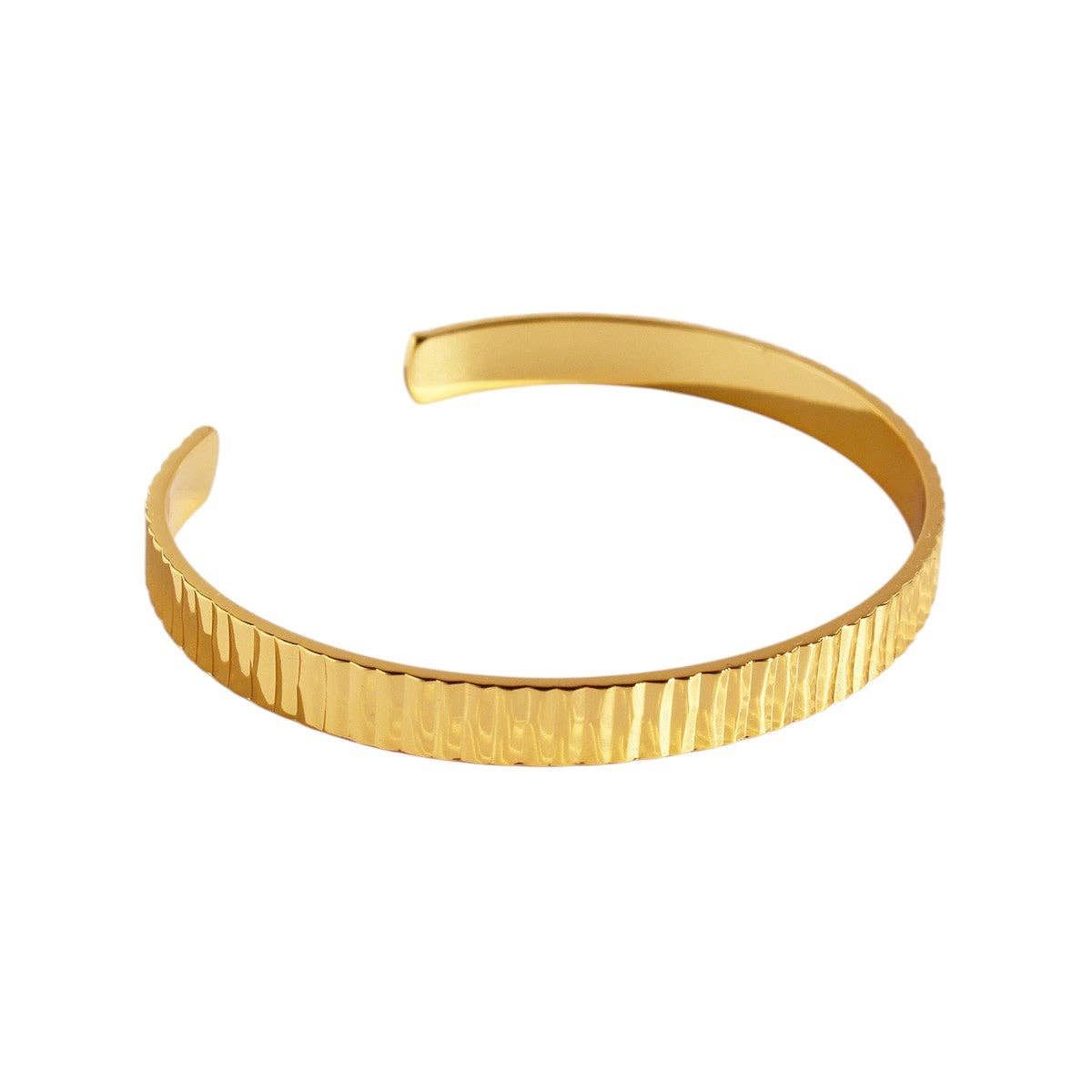 Vergoldeter Damen-Armreif mit strukturierter Oberfläche | Karma Armband Karma