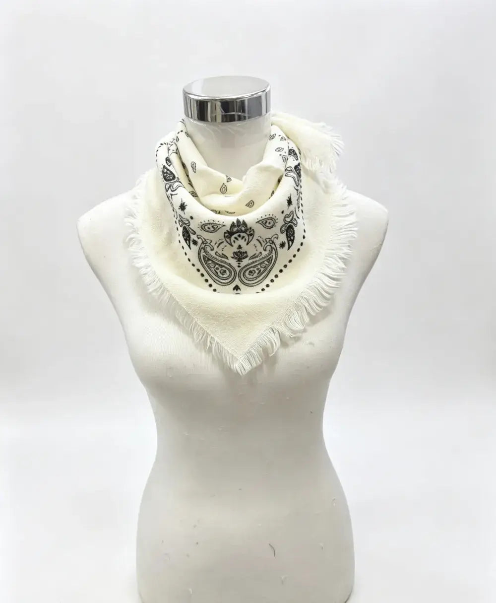 Kleines Quadrat-Halstuch mit Bandana-Motiv – 60×60 cm | Weiß | LINETA Schal LINETA