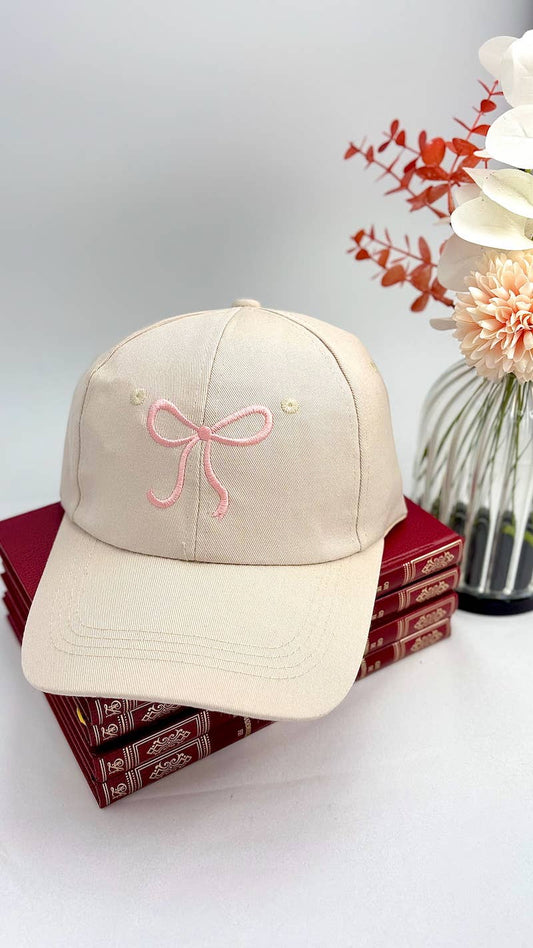 Schirmmütze mit Schleifenstickerei – Beige Mütze Das Zierwerk