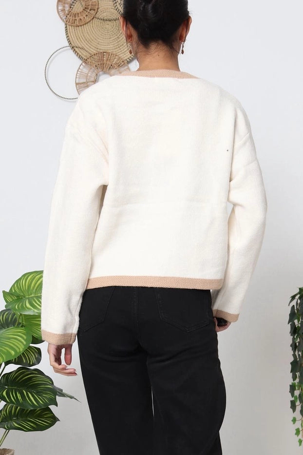 Strickjacke Creme mit Kontrastdetails – One Size (36–44)