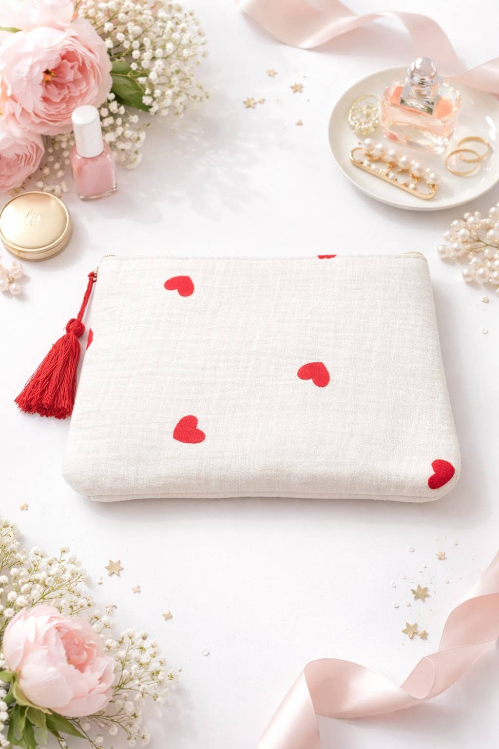 Kosmetiktasche mit Herzmuster & Pompon – 20×14 cm | Weiß | Pinky Roza Clutch Pinky Roza