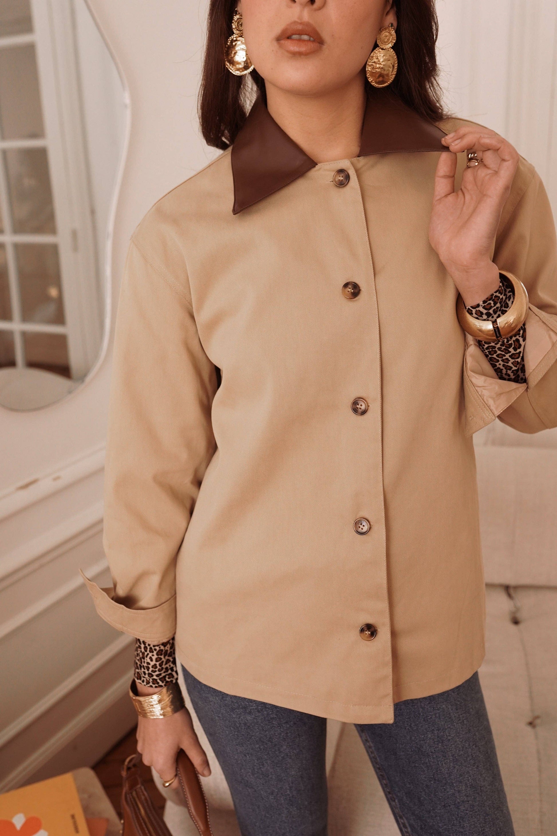 Jacke – Beige im Trenchcoat-Stil | IN APRIL 1986 Jacke IN APRIL 1986