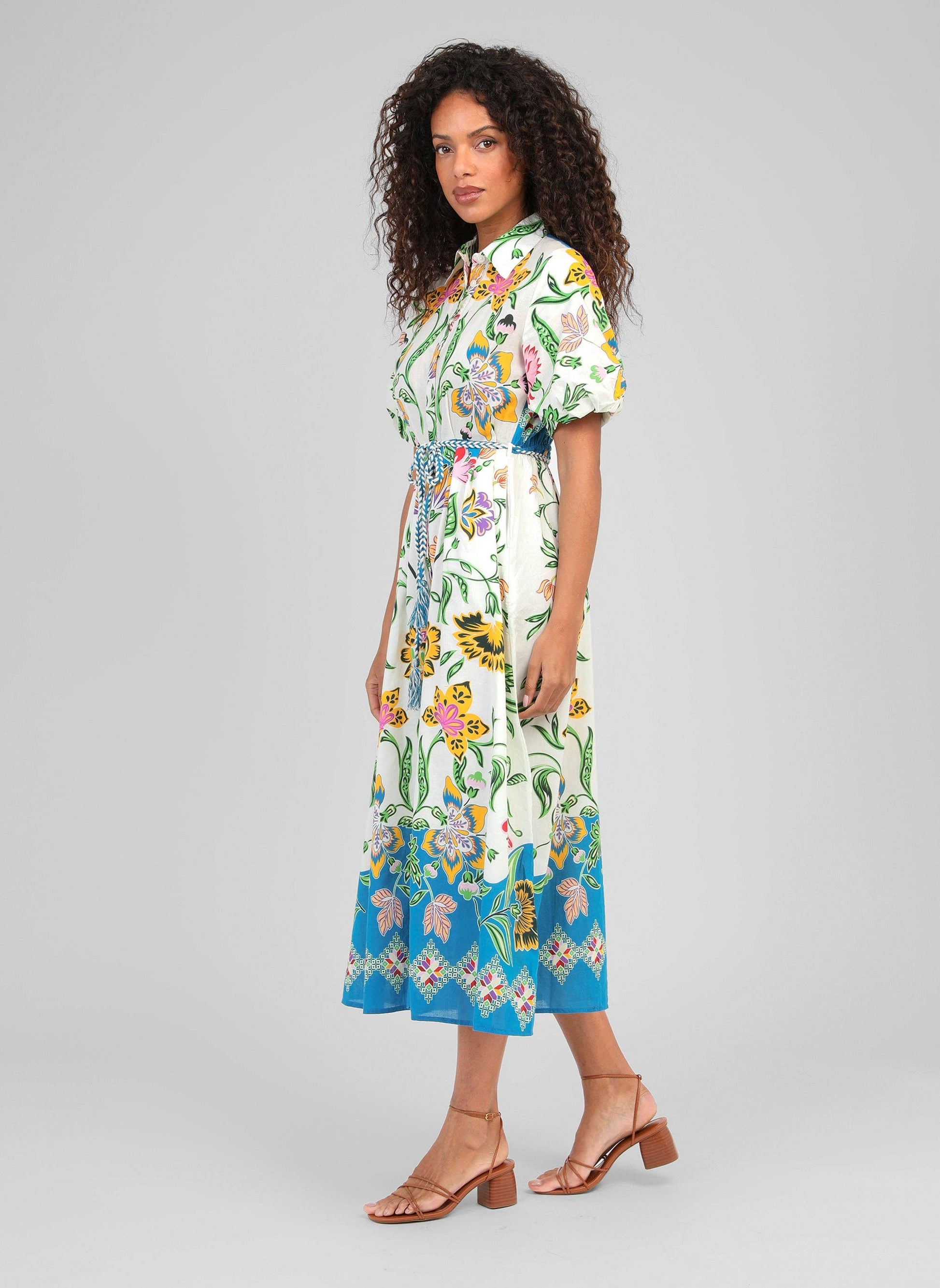 Langes Kleid „florius multico“ – Gr. S, bedruckt, Ballonärmel & Gürtel | An’ge An'ge