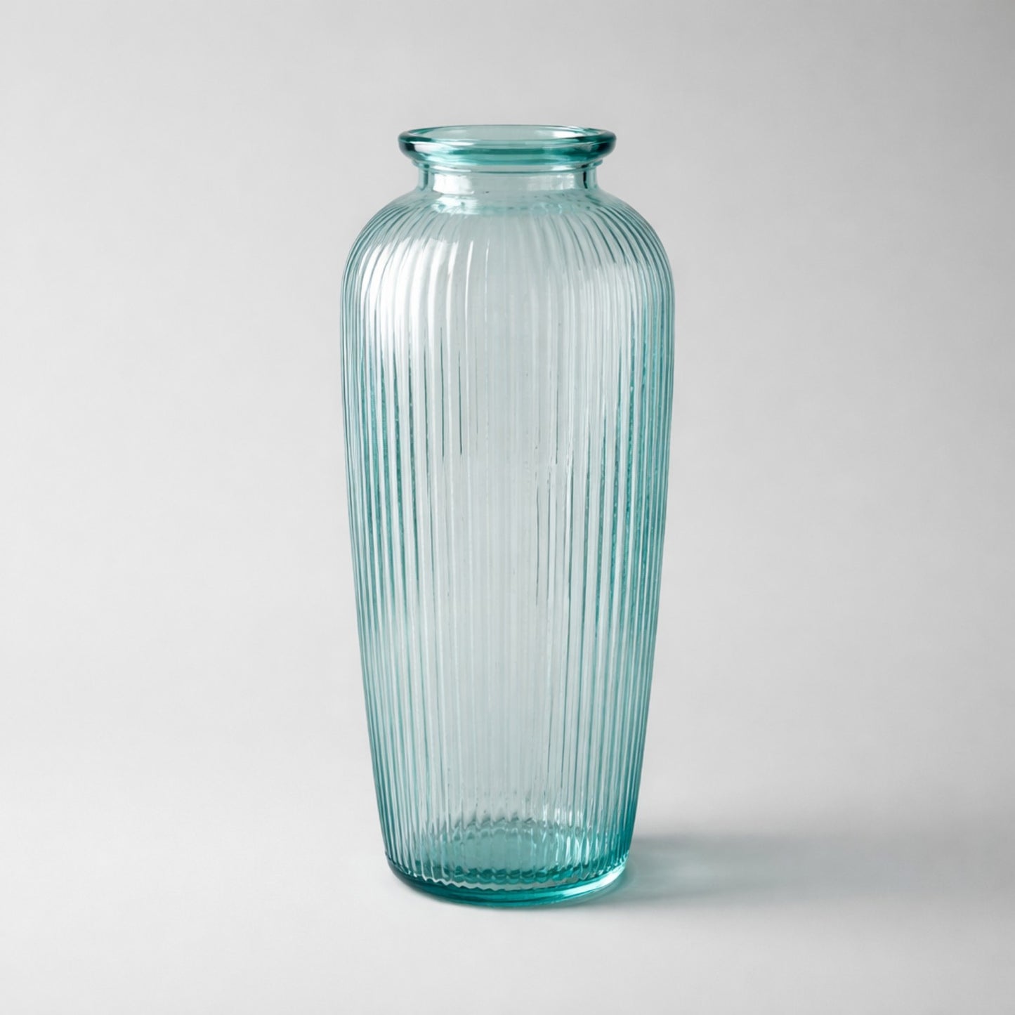 Große Glasvase aus recyceltem Glas – 72 cm Statement-Vase in Aquagrün Vase Das Zierwerk