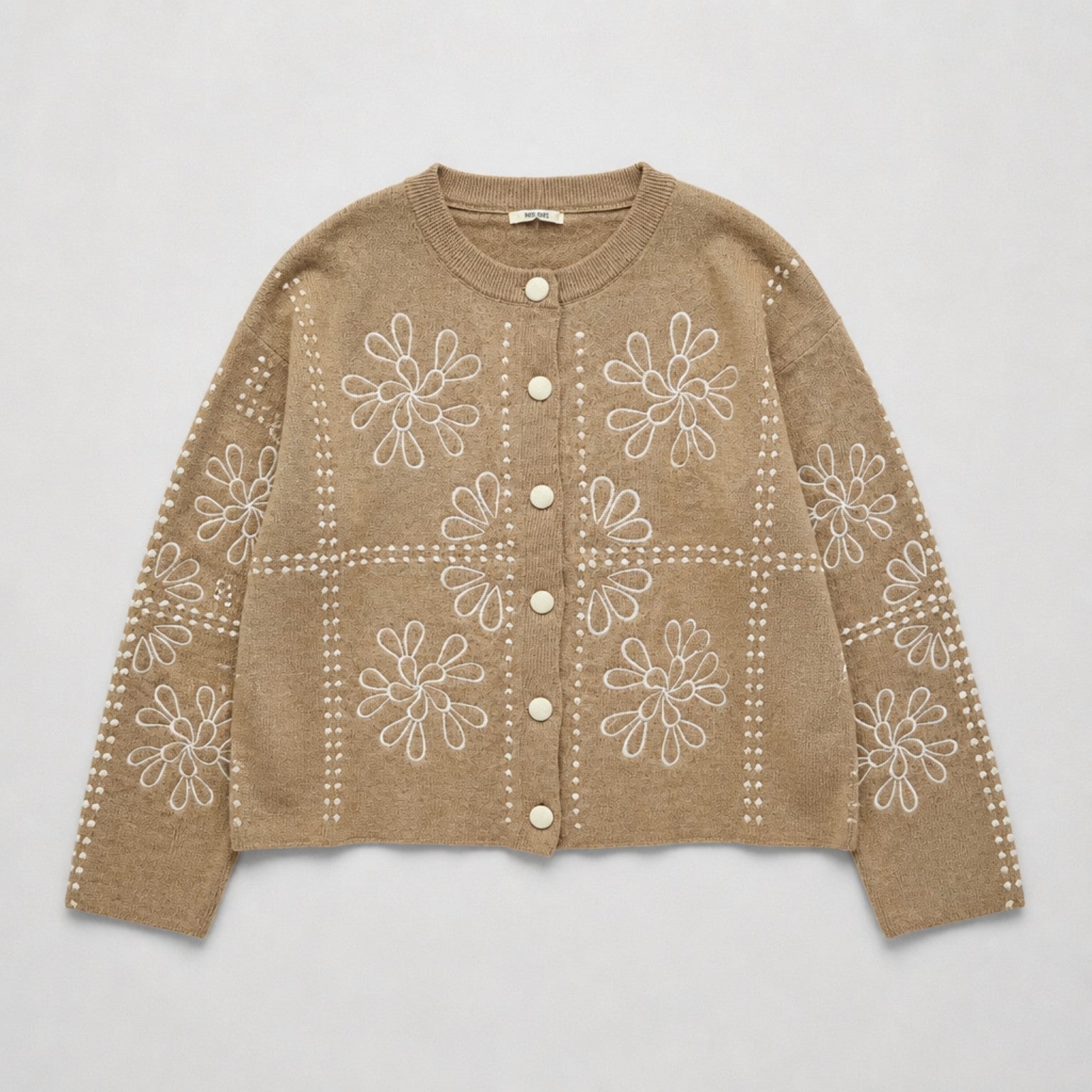 Cardigan mit Blumenstickerei in Beige Strickjacke Das Zierwerk
