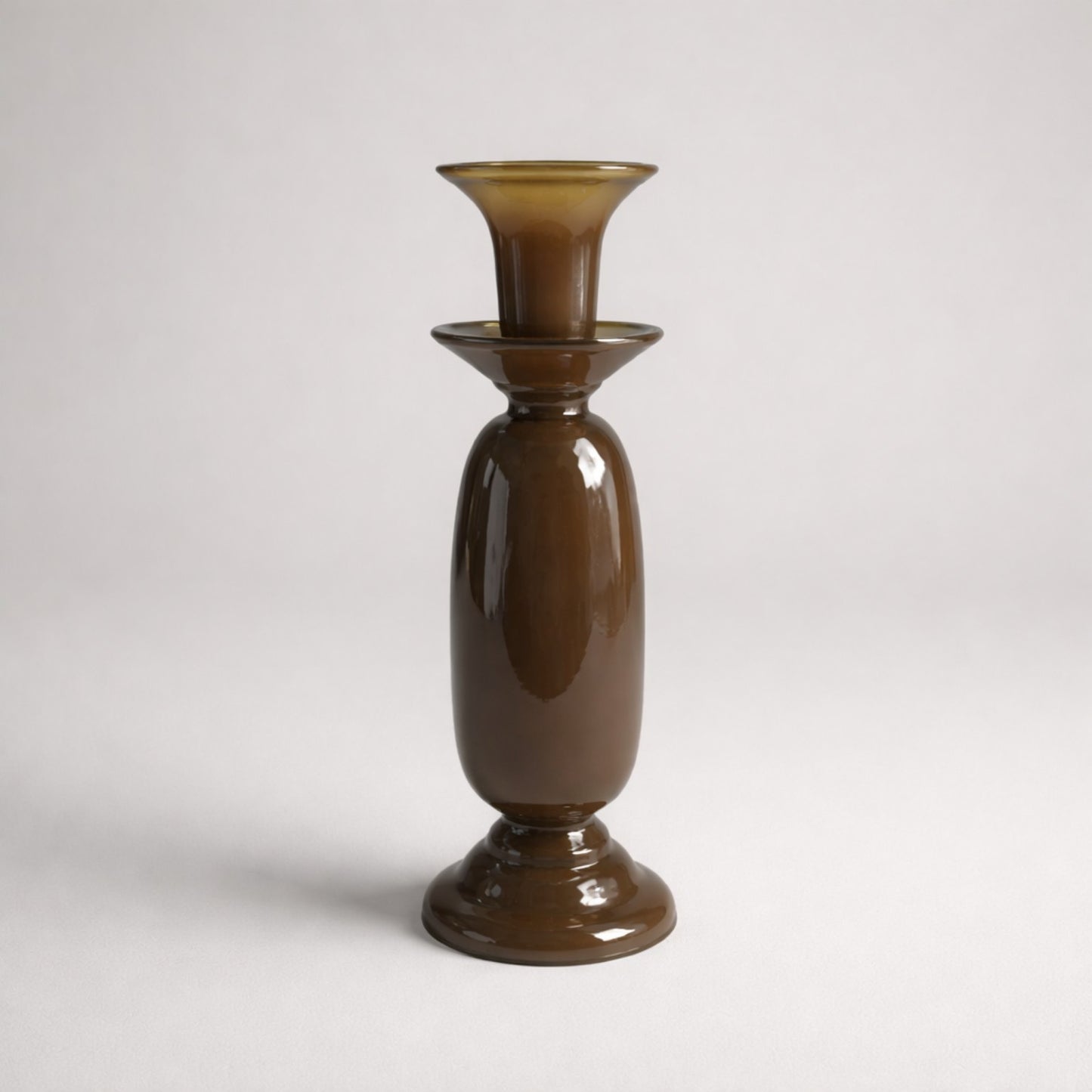 Kerzenhalter aus braunem Glas – eleganter Design-Kerzenständer für Stabkerzen Kerzenhalter Das Zierwerk