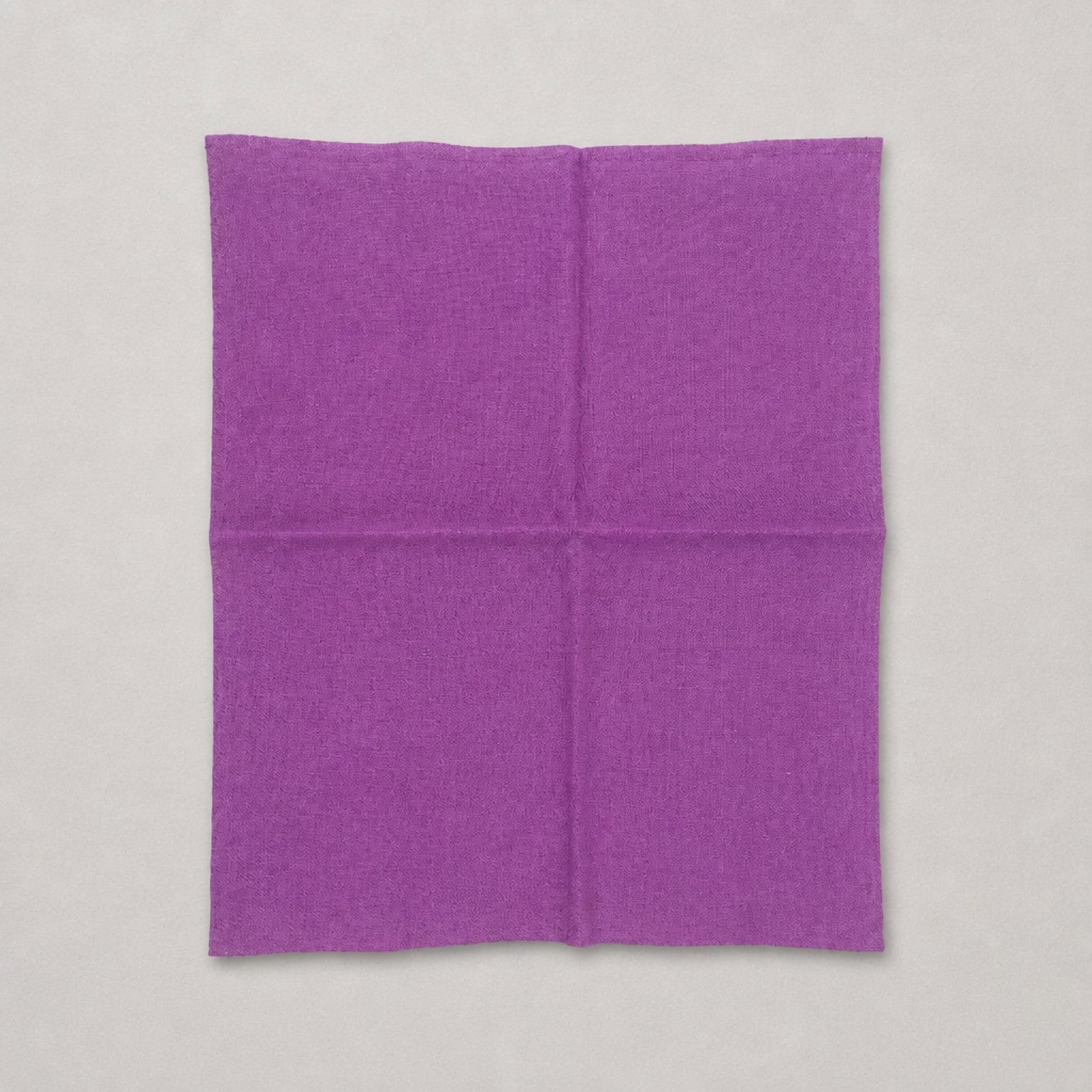 Leinenserviette von Peter Dahlenburg – elegante Tischkultur in kräftigem Violett serviette Peter Dahlenburg Living