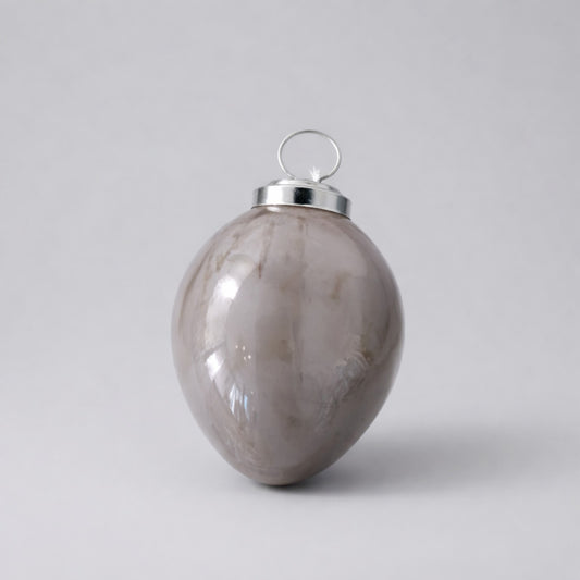 Glasei in Marmoroptik – eleganter Osteranhänger aus Glas Deko Das Zierwerk