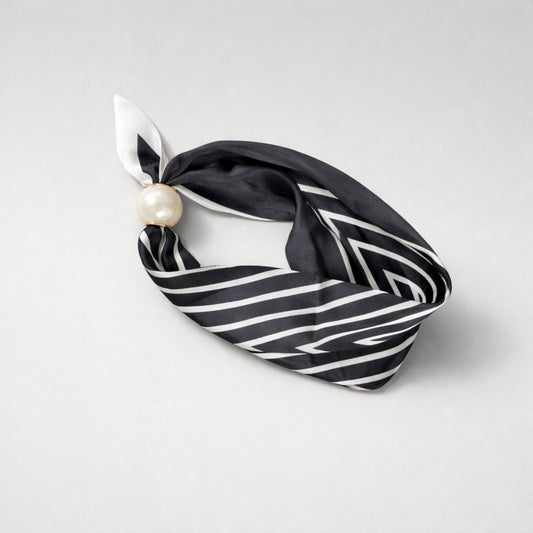 Perlenhalstuch „Paris Chic“ – Stil trifft Raffinesse Schal Das Zierwerk