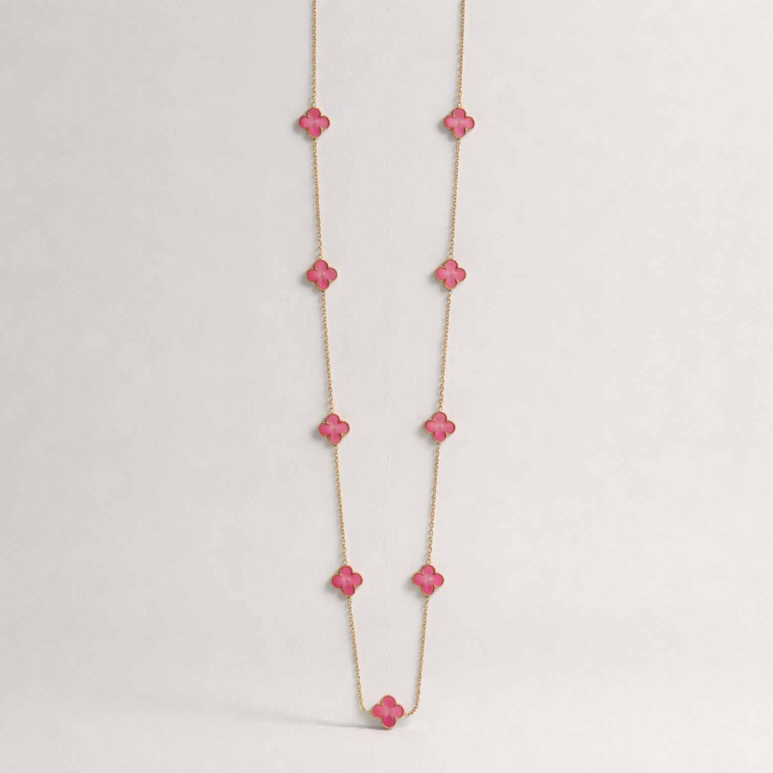 Lange Kette „Blossom Dreams“ – zarte Blüten in Rosé Halskette Das Zierwerk