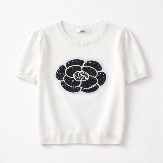 Feinstrick-Shirt mit Blüten-Applikation & Perlendetails Pullover Das Zierwerk