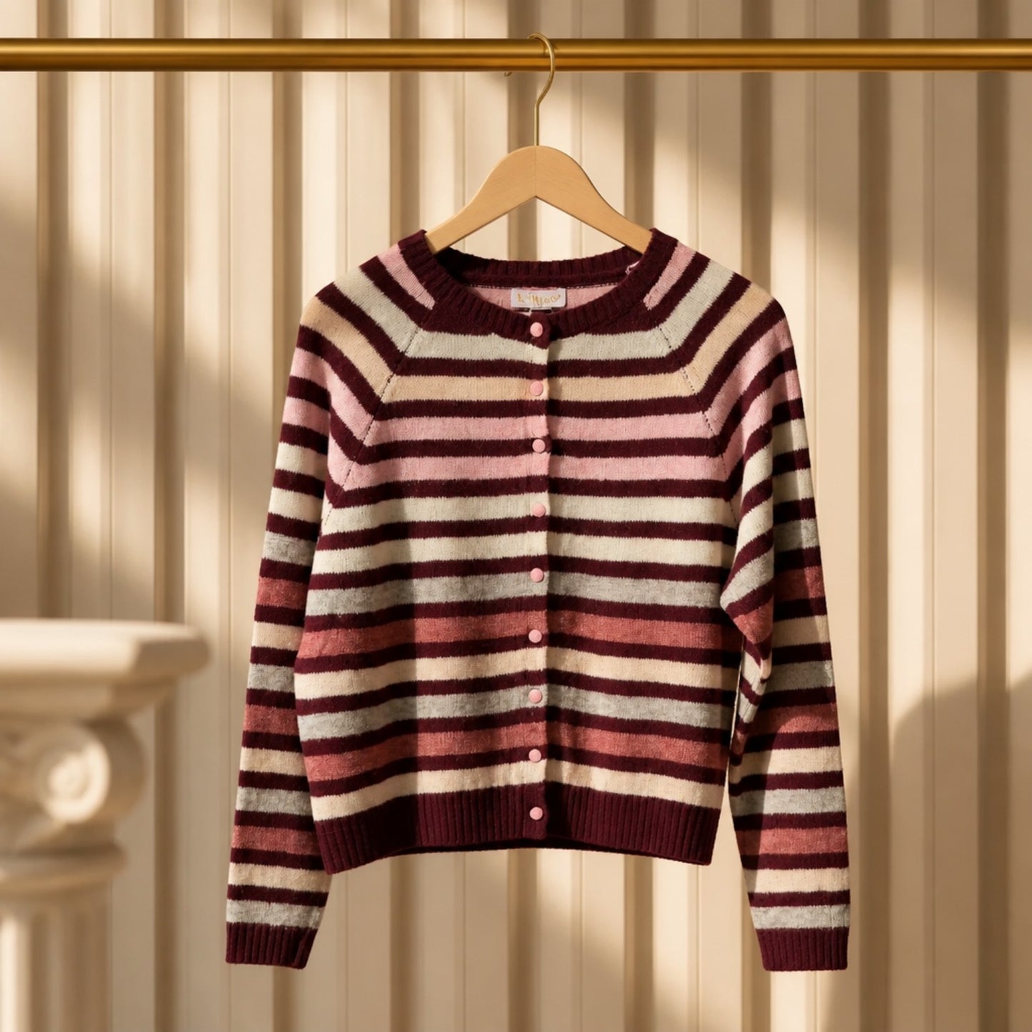 Strickjacke „Ciao“ – gestreift in Bordeaux, Rosa & Creme Strickjacke V. Milano