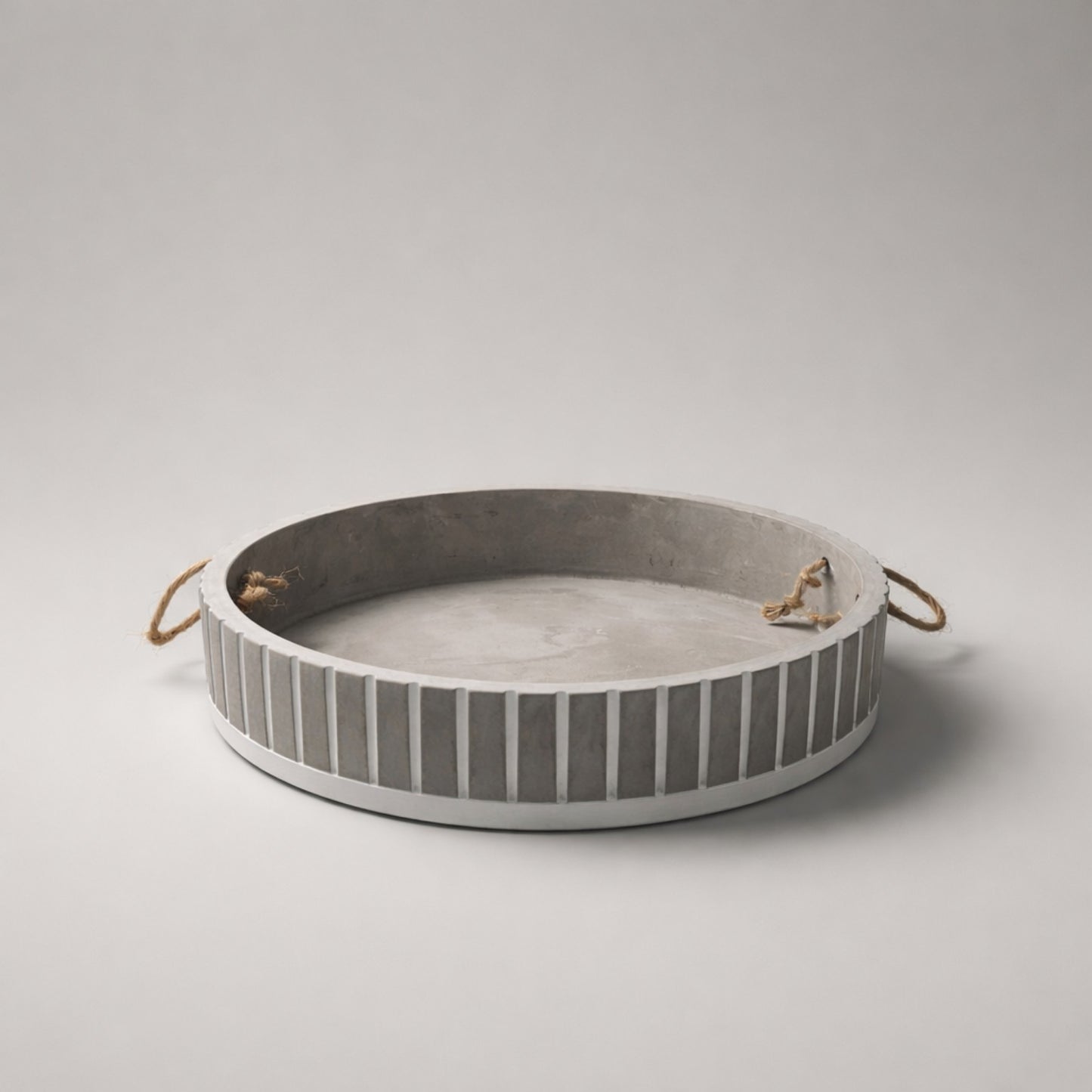 Rundes Tablett mit Struktur – klare Linien, ruhige Eleganz Tablett Gilde