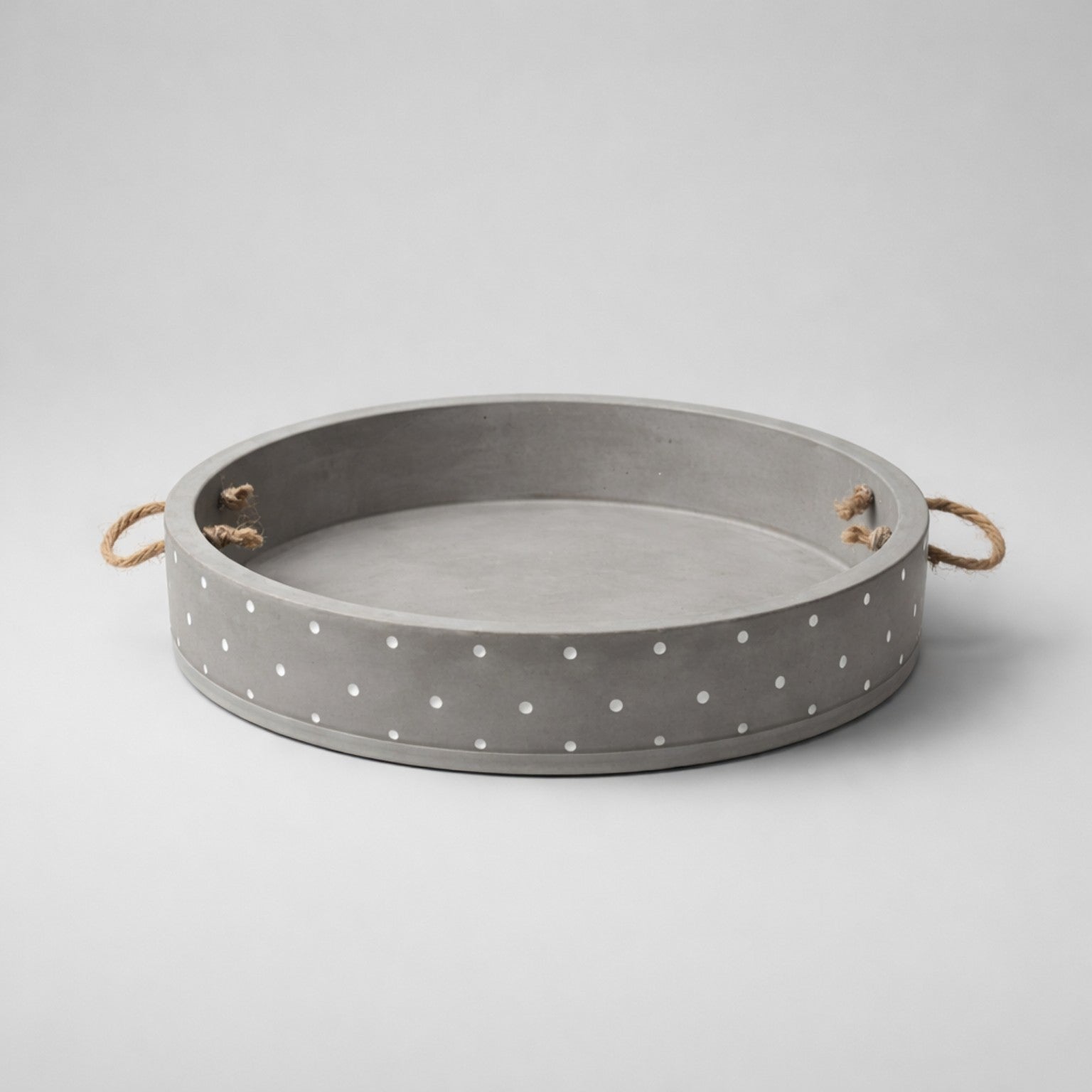Rundes Tablett mit Punkten – schlicht, schön, vielseitig Tablett Gilde
