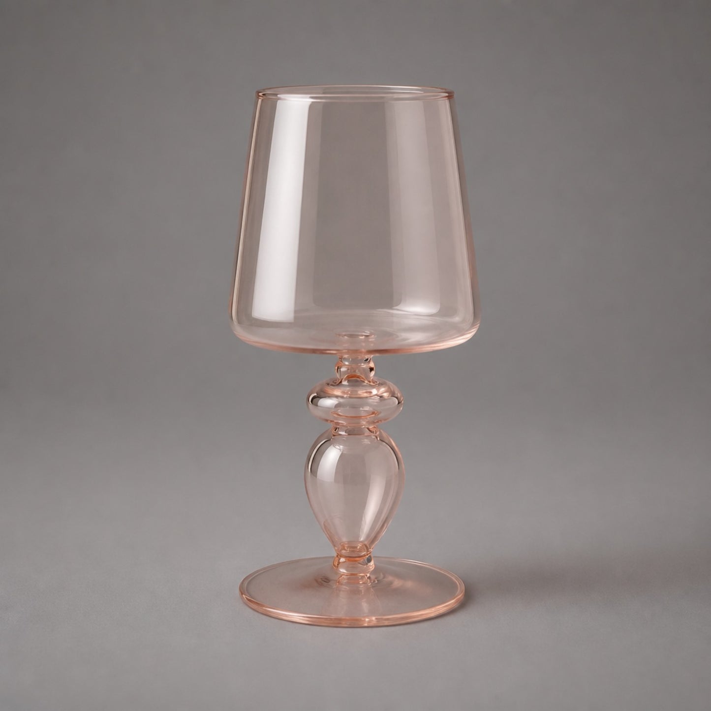Teelichthalter aus Glas in Rosé – Kelchform, zeitloses Design