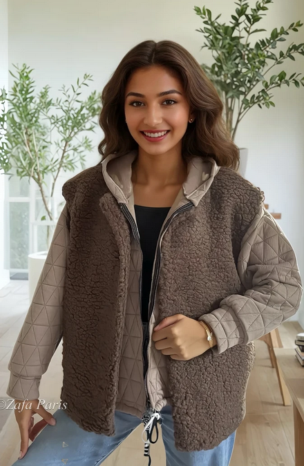 Gefütterte Weste in Bouclé-Optik – Stil trifft Gemütlichkeit