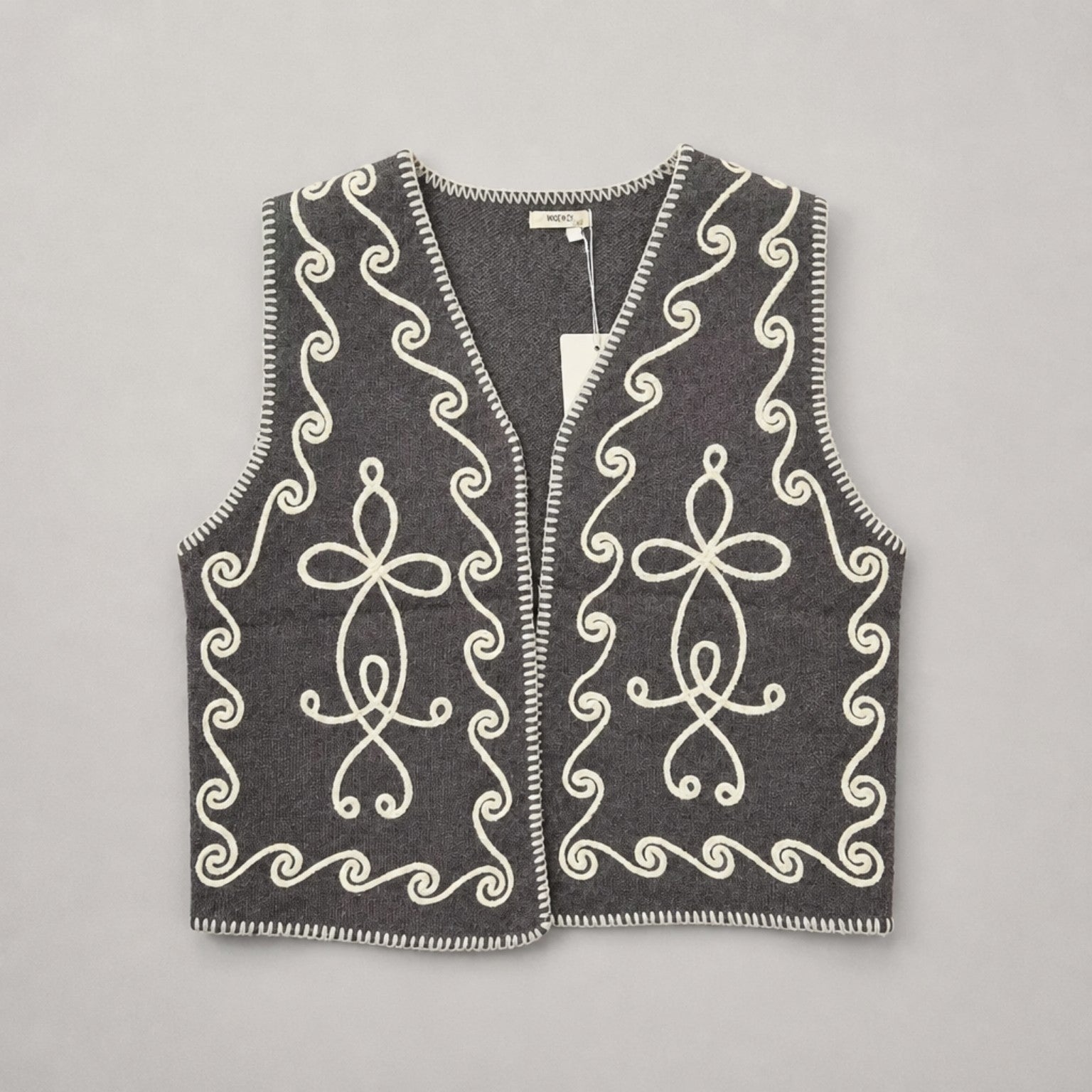 Strickweste mit Ornamentstickerei – Anthrazit & Creme Weste Das Zierwerk