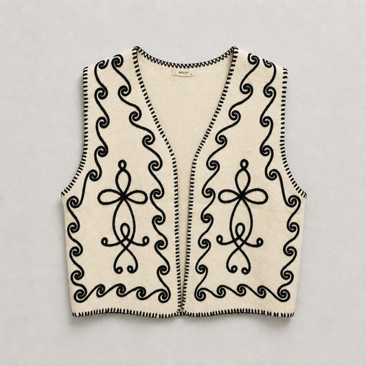 Strickweste mit Stickerei – Creme & Schwarz Weste Das Zierwerk