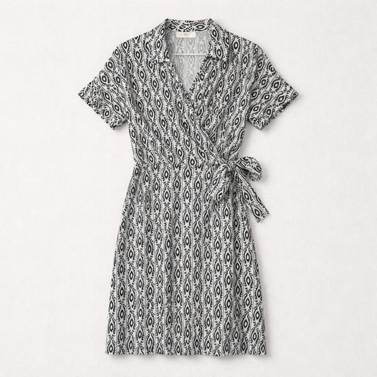 Wickelkleid aus Viskose – zeitlos, feminin & vielseitig Kleid V. Milano