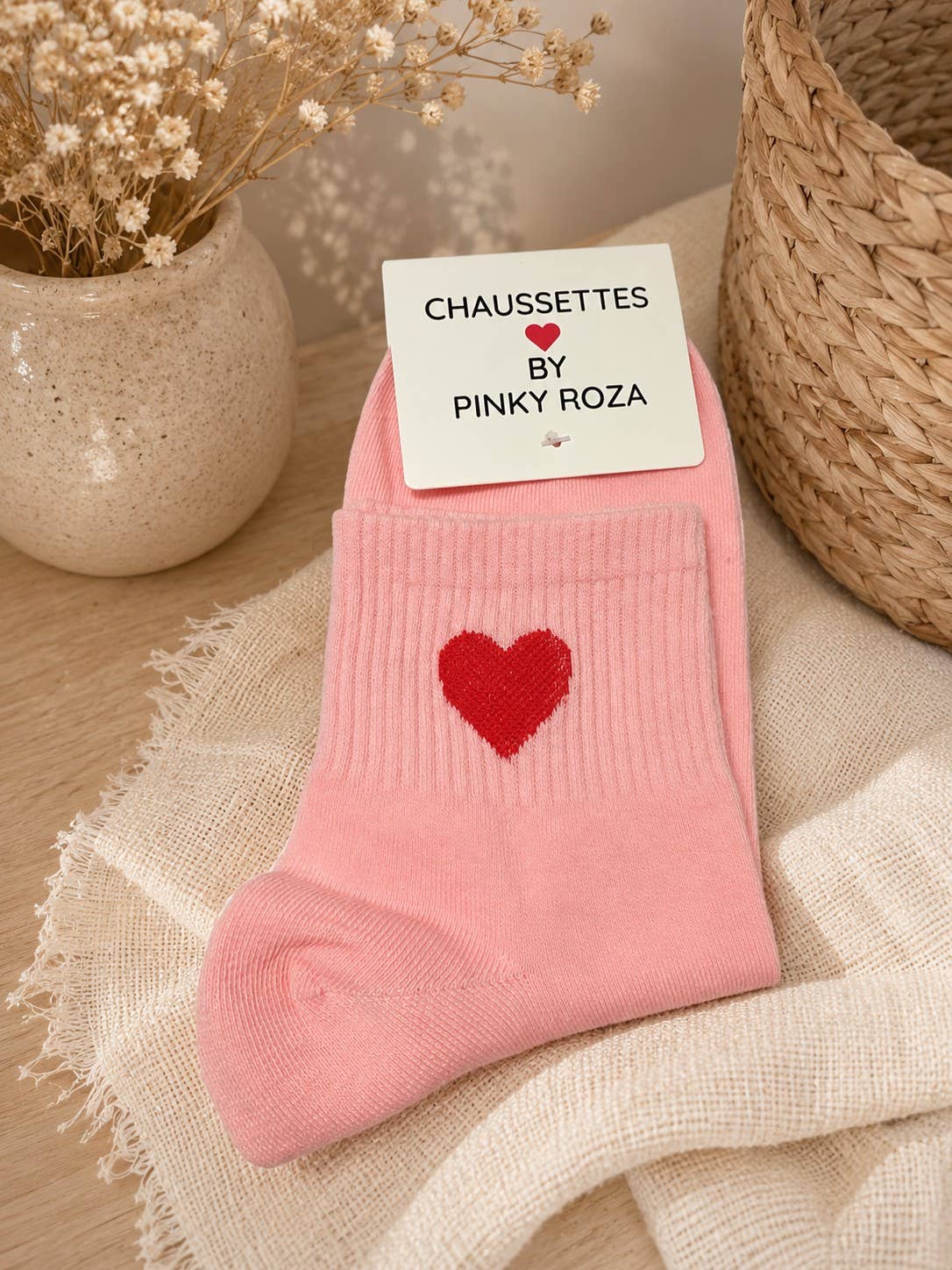 Baumwollsocke mit einem bestickten Herz: Rose / Taille unique Pinky Roza
