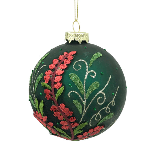 Weihnachtskugel aus Glas mit Stickerei