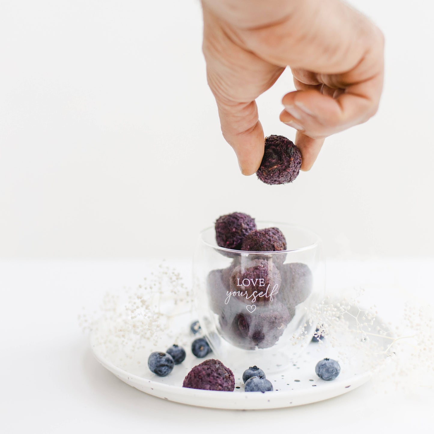 Vitamin-Mischung Beauty-Kugeln mit Blaubeeren Bake Affair GmbH
