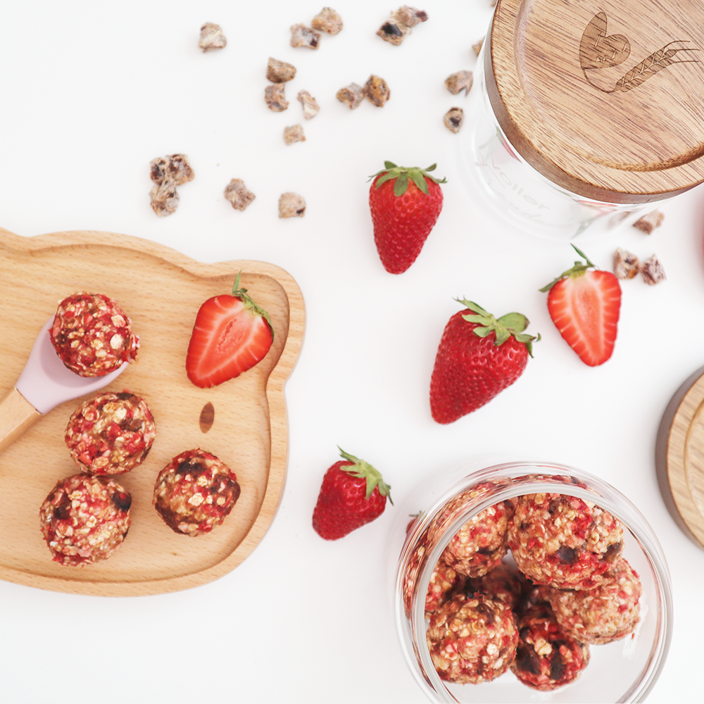 Bio-Mischung Bio-Energiekugeln Erdbeere für Kinder Bake Affair GmbH