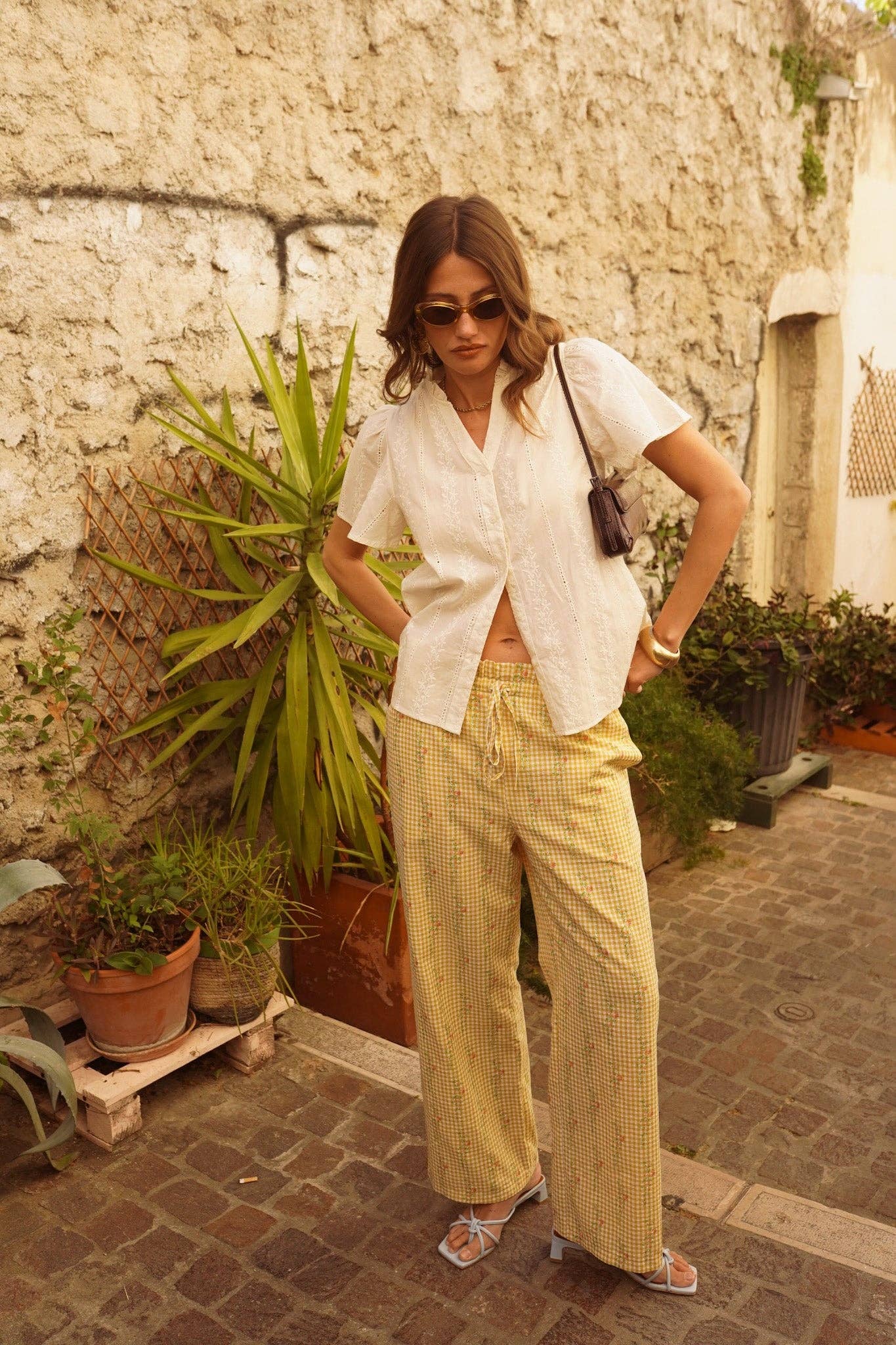 Hemd Almeya: Beige / S/M IN APRIL 1986