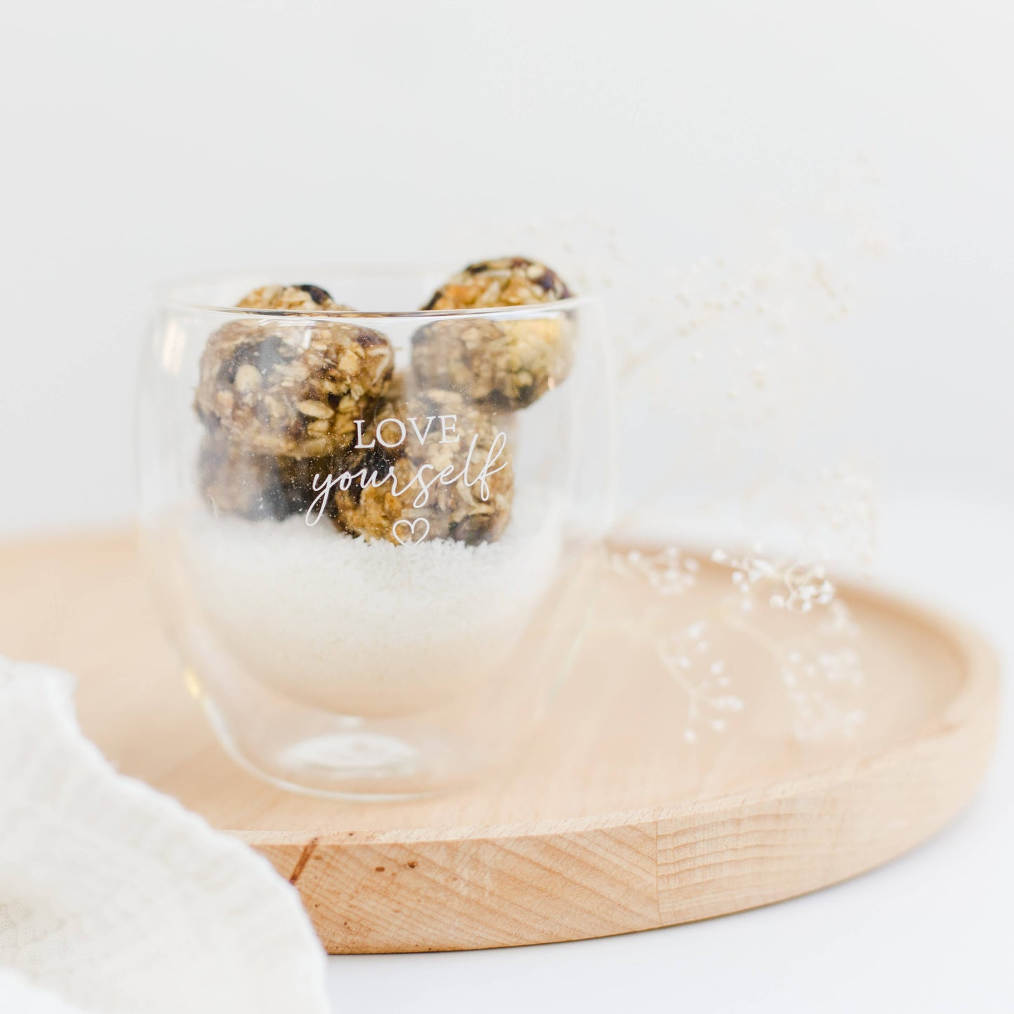 Vitamin-Mischung Kraft-Kugeln mit Kokos Bake Affair GmbH