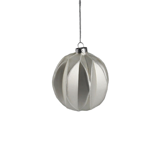 Weihnachtskugel Weiß – Stilvolle Eleganz in purer Form