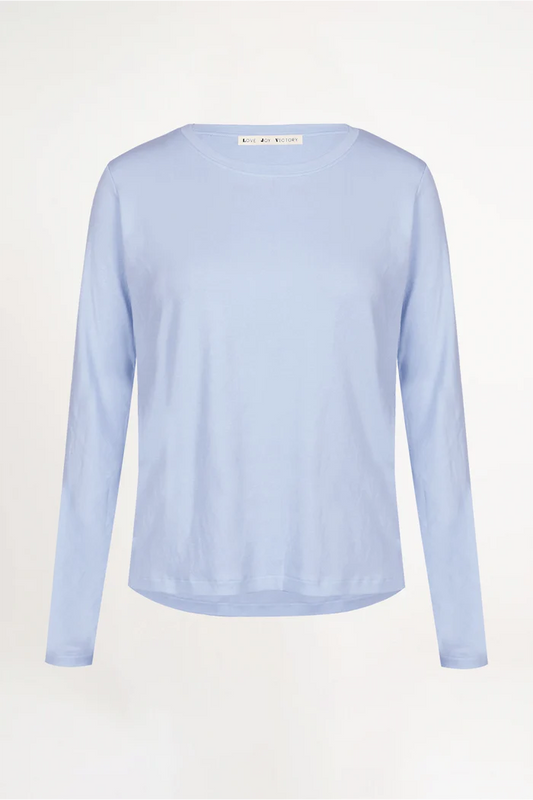 Langarmshirt „Tenja“ aus 100 % Bio-Baumwolle – Hellblau (Größe M)