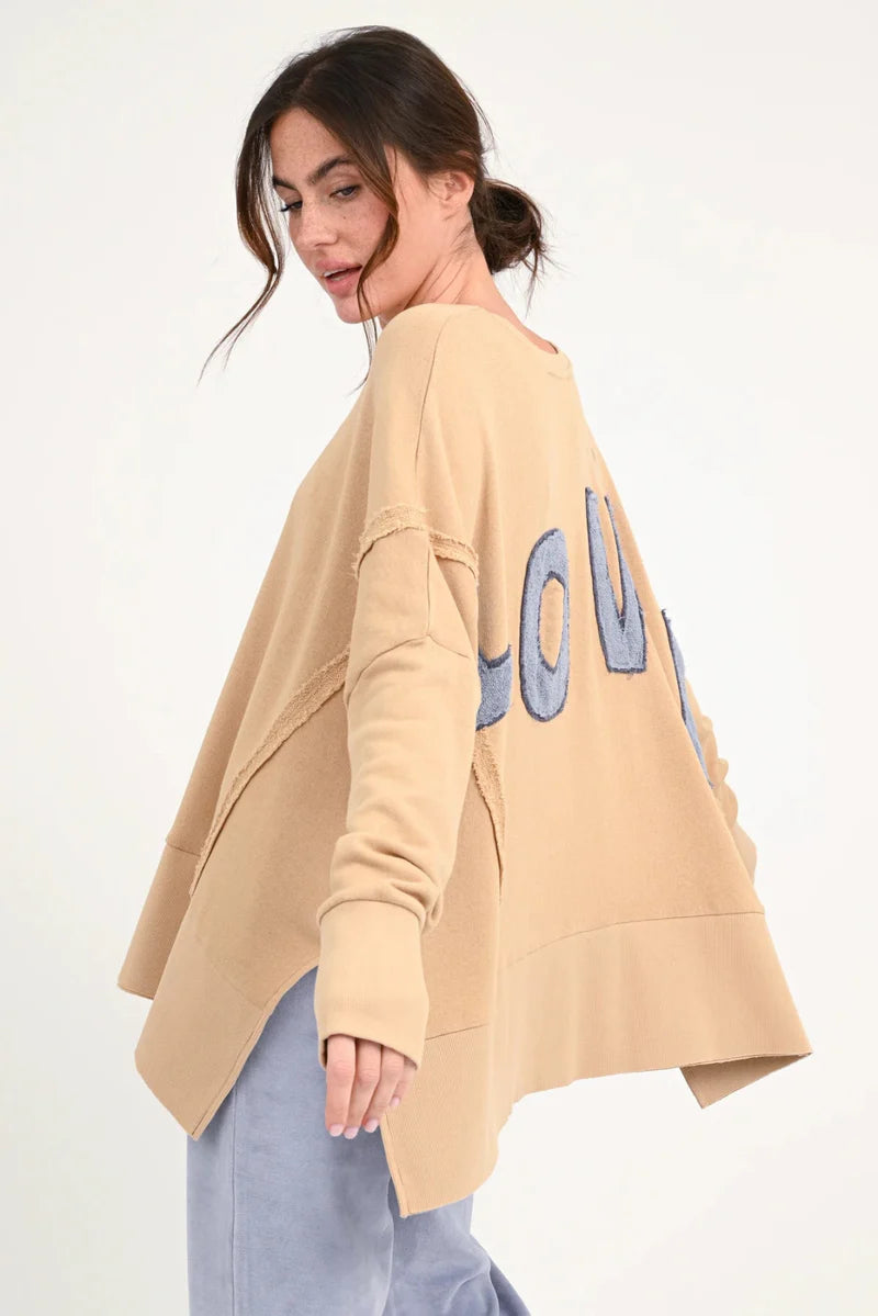 Oversize-Sweatshirt „Kriz“ mit LOVE-Patches | Love Joy Victory (Onesize)