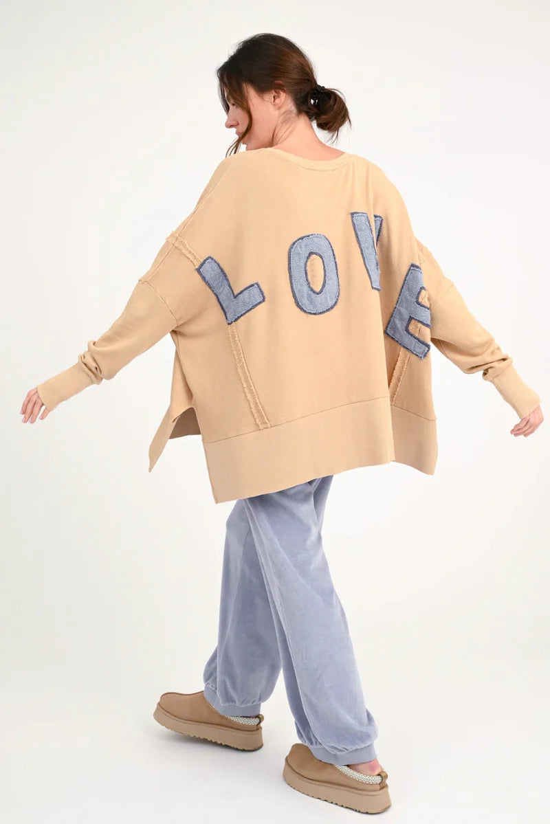 Oversize-Sweatshirt „Kriz“ mit LOVE-Patches | Love Joy Victory (Onesize)