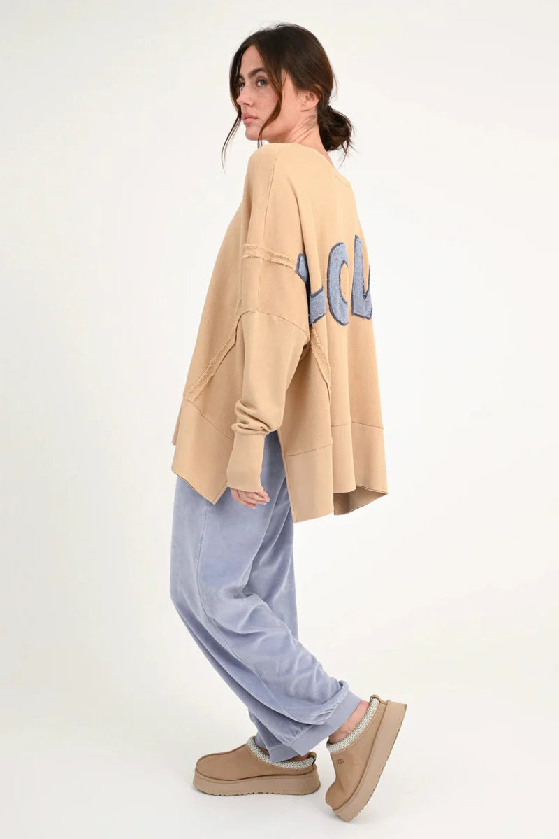 Oversize-Sweatshirt „Kriz“ mit LOVE-Patches | Love Joy Victory (Onesize)