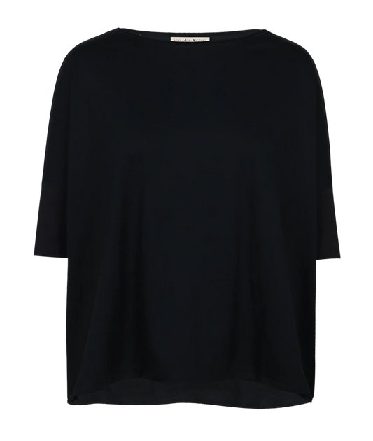 Oversize T-Shirt „Papu“ in Schwarz von Love Joy Victory (Größe M / L)