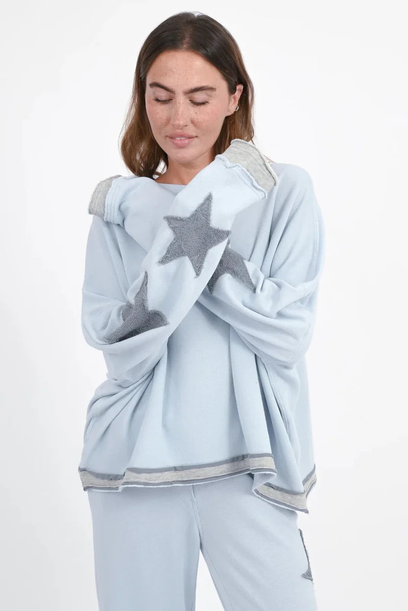 Sweatshirt „Hopewell“ mit Stern-Patches – 100 % Bio-Baumwolle | Love Joy Victory Sweatshirt Love Joy Victory