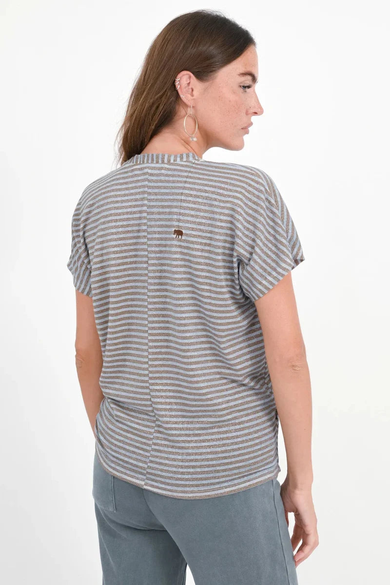 T-Shirt „Pamayu“ – Lurex & Streifen für lässigen Glanz (M) Shirt Love Joy Victory